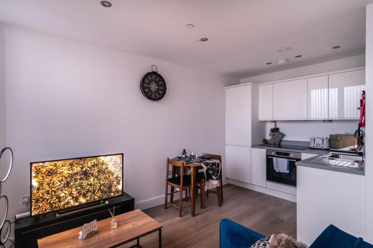 Stay Zeni, Alexandra Rise Manchester Fab Studio Экстерьер фото